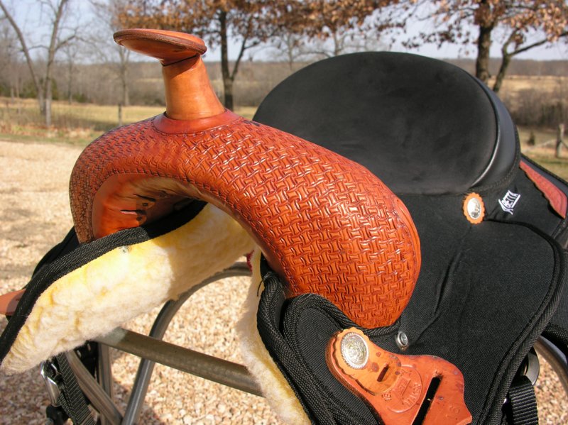 Abetta Arena Saddle