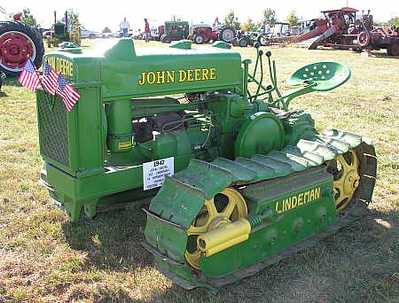 John Deere crawler