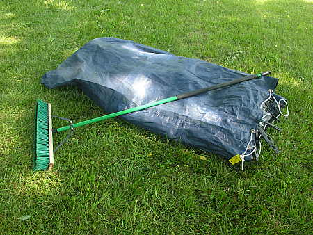 Storage bag for people pond safety cover